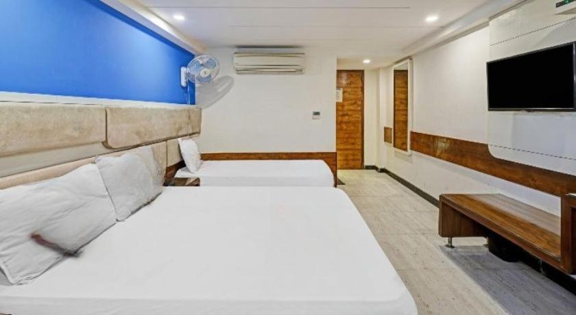 Family Hotel By Pg International Yeni Delhi Dış mekan fotoğraf