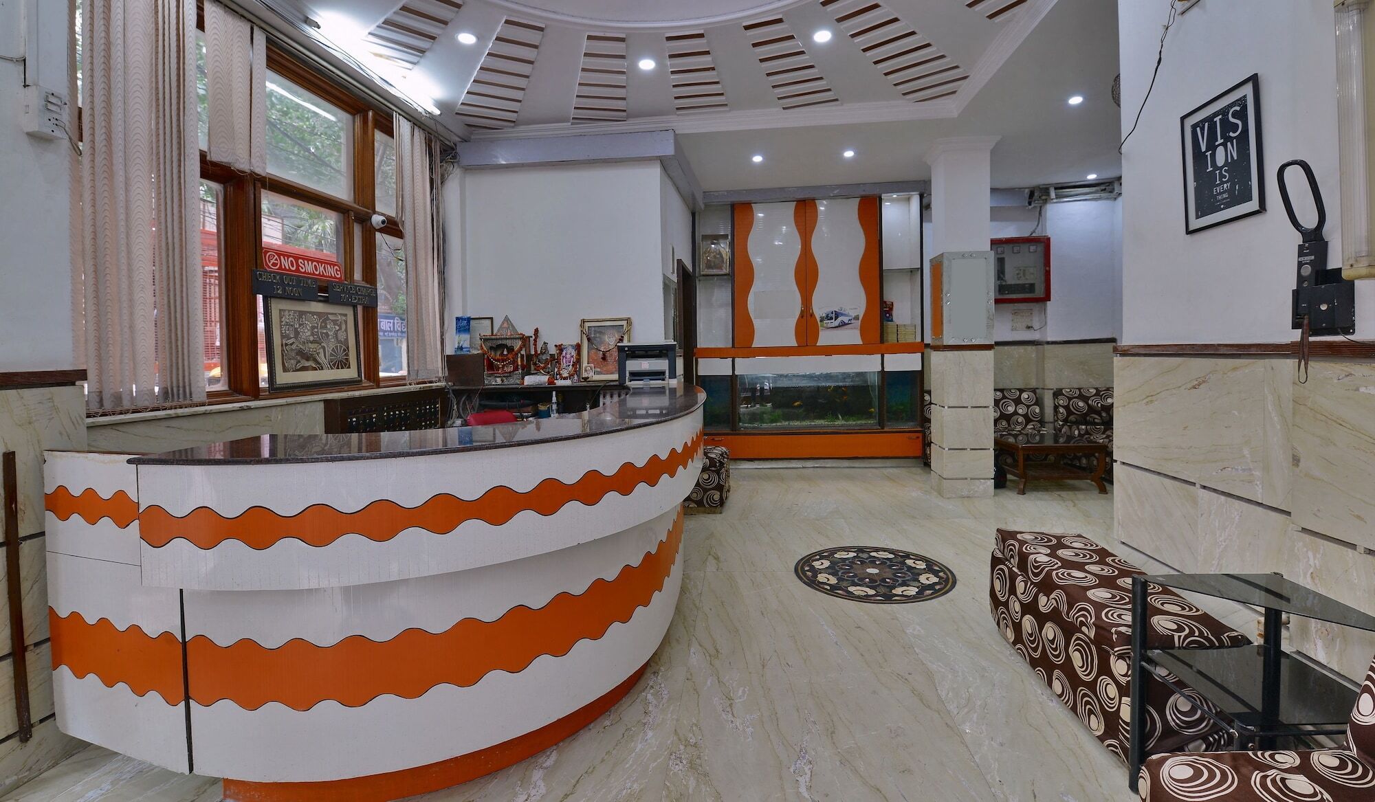Family Hotel By Pg International Yeni Delhi Dış mekan fotoğraf